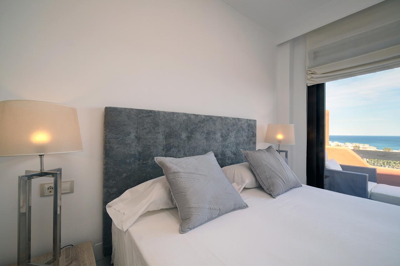 Jardines De Nueva Galera Cozy Penthouse Apartment เอสเตโปนา ภายนอก รูปภาพ
