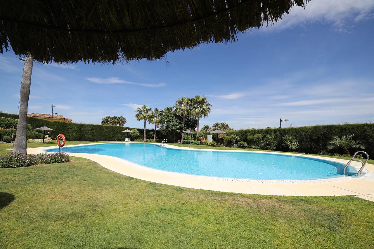 Jardines De Nueva Galera Cozy Penthouse Apartment เอสเตโปนา ภายนอก รูปภาพ