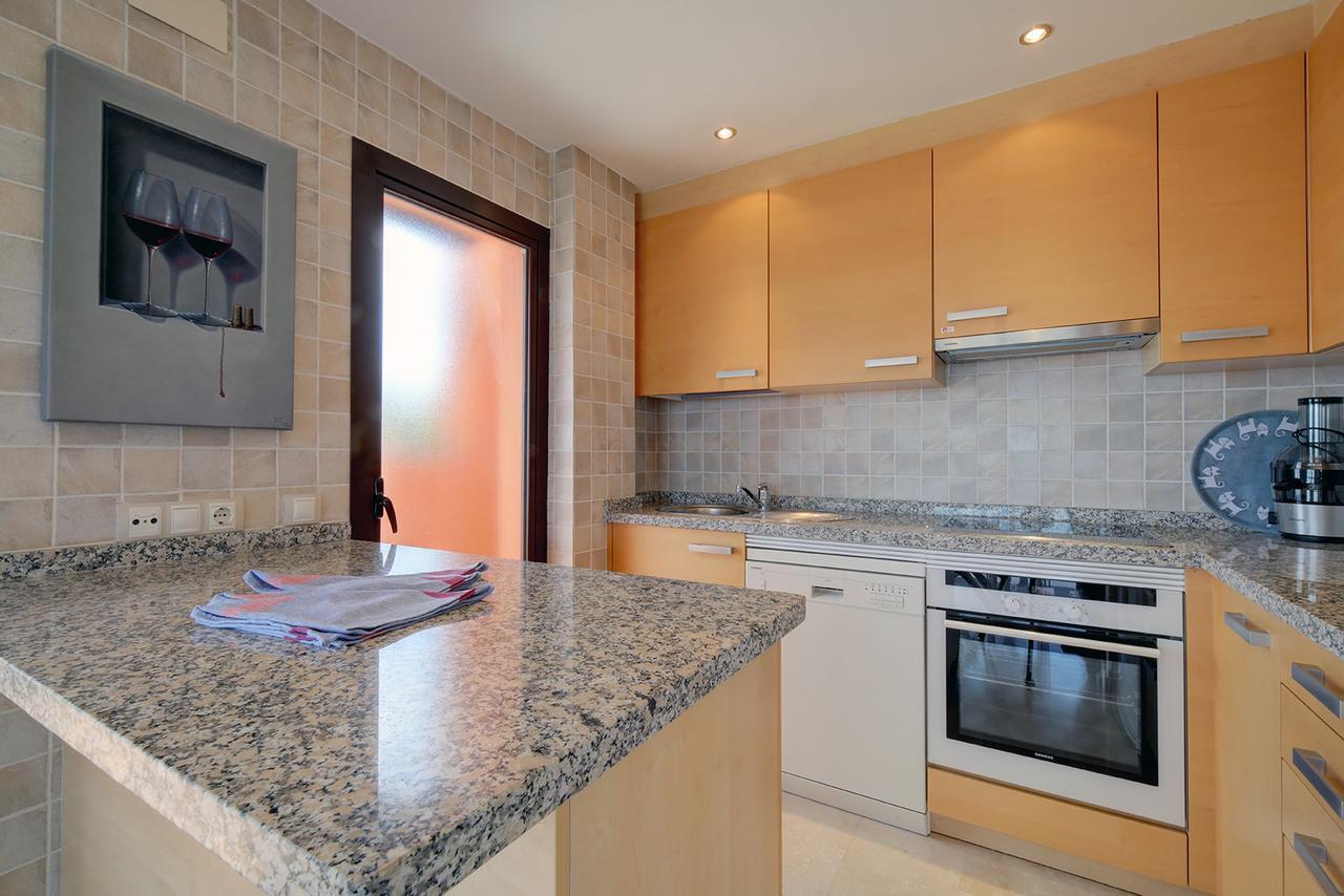 Jardines De Nueva Galera Cozy Penthouse Apartment เอสเตโปนา ภายนอก รูปภาพ