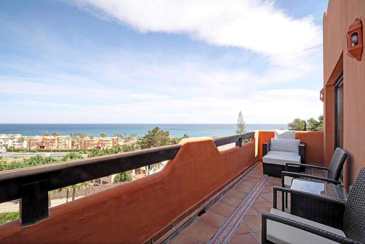 Jardines De Nueva Galera Cozy Penthouse Apartment เอสเตโปนา ภายนอก รูปภาพ