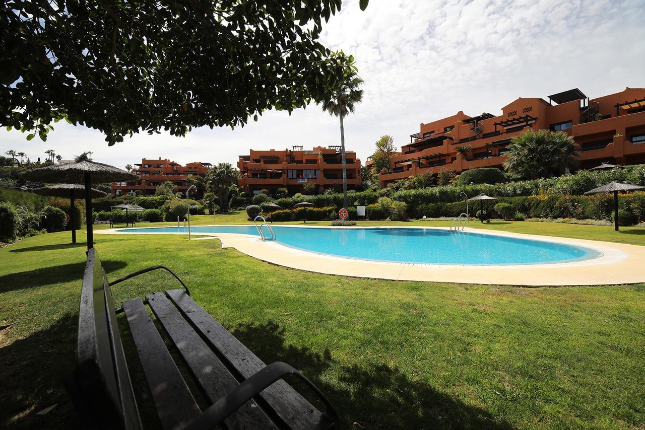 Jardines De Nueva Galera Cozy Penthouse Apartment เอสเตโปนา ภายนอก รูปภาพ